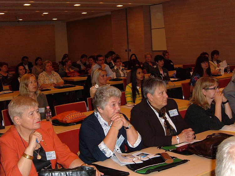 Salczerné Dr. Hok Mária